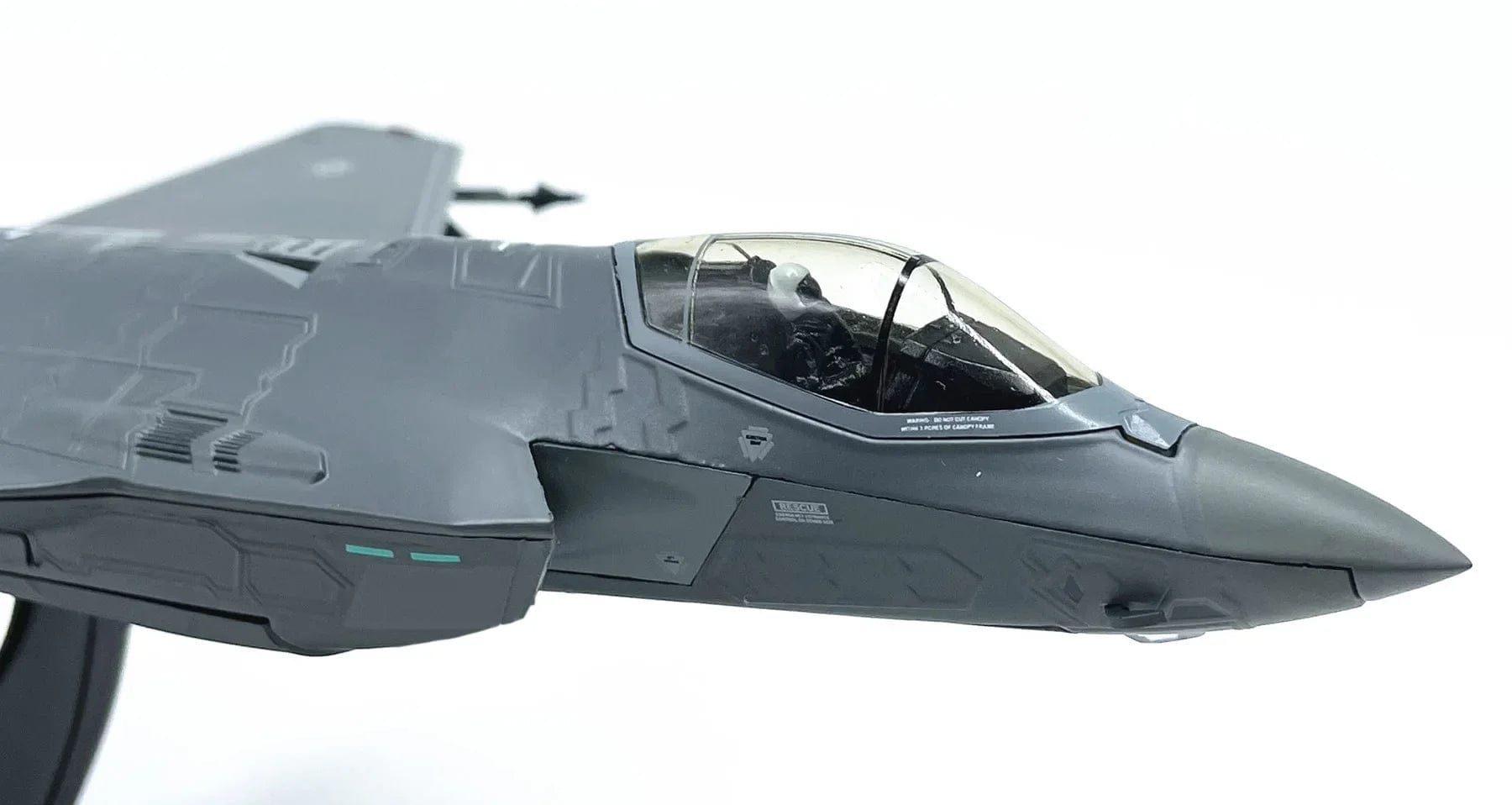 1:72 US F - 35A Stealth Fighter Model - Alloy Finished Collection Edition - Homebound Essentials