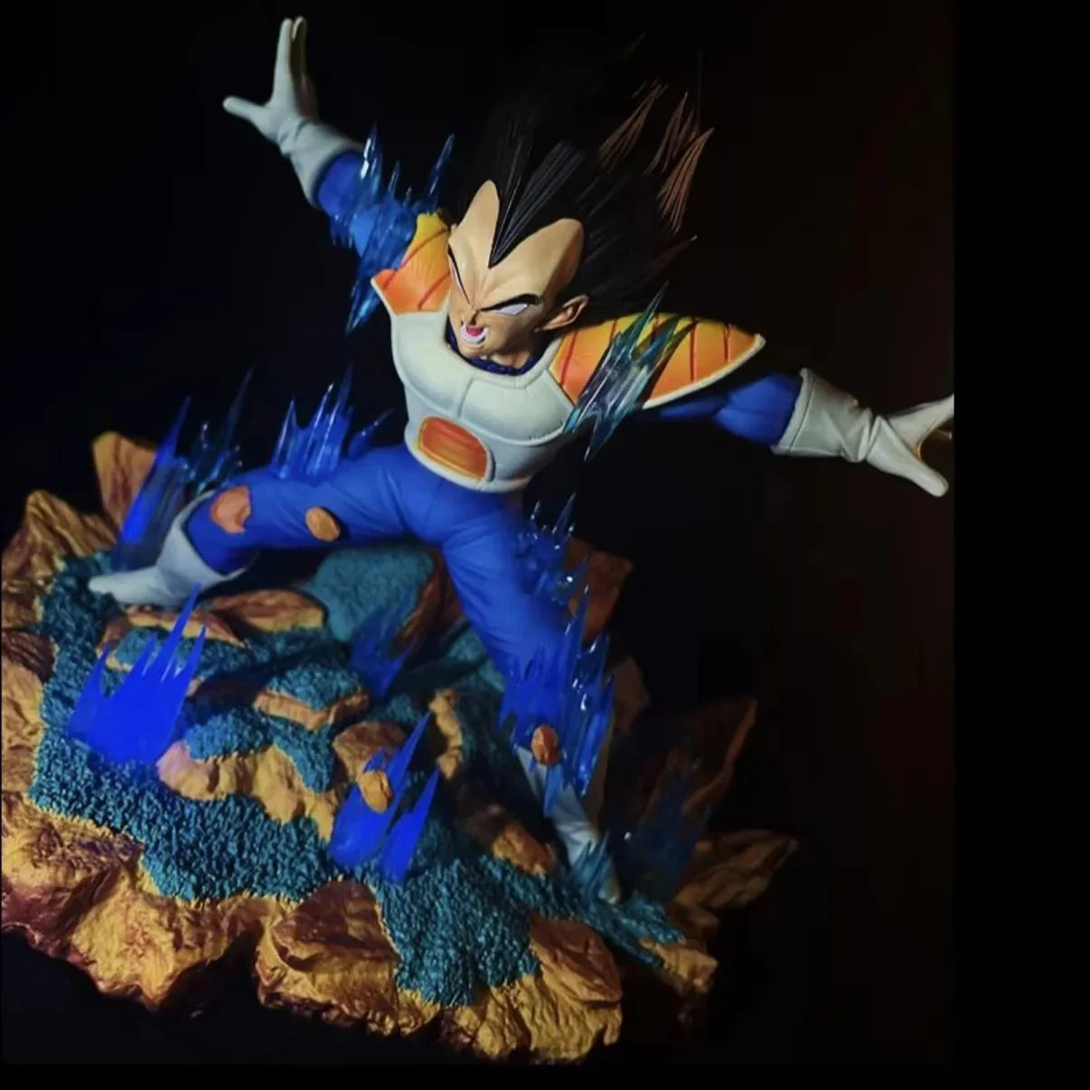 YS Action Figure Dragon Ball Z Vegeta: 22cm Collectible with Changeable Hands