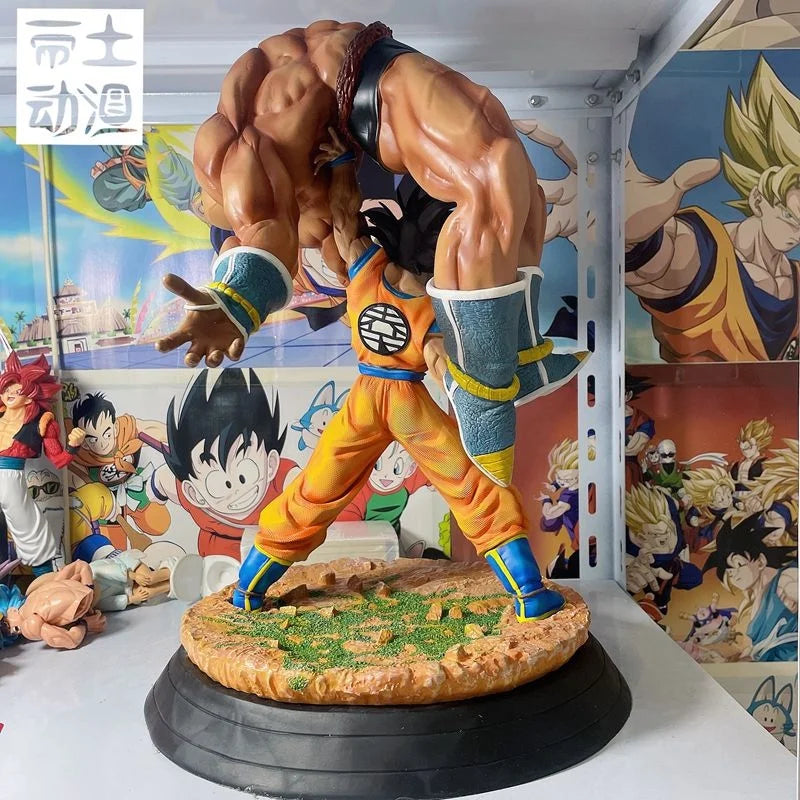40cm Dragon Ball Large Figure – Goku Lifts Nappa
