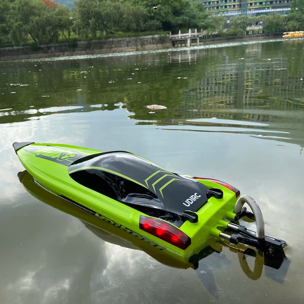 UDI R/C UDI018 Large RC Speed Boat: High - Speed Remote Control Watercraft - Homebound Essentials