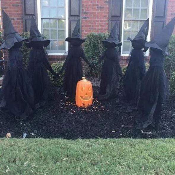 WitchCrow: Halloween Witch Coven Decoration Set - Homebound Essentials
